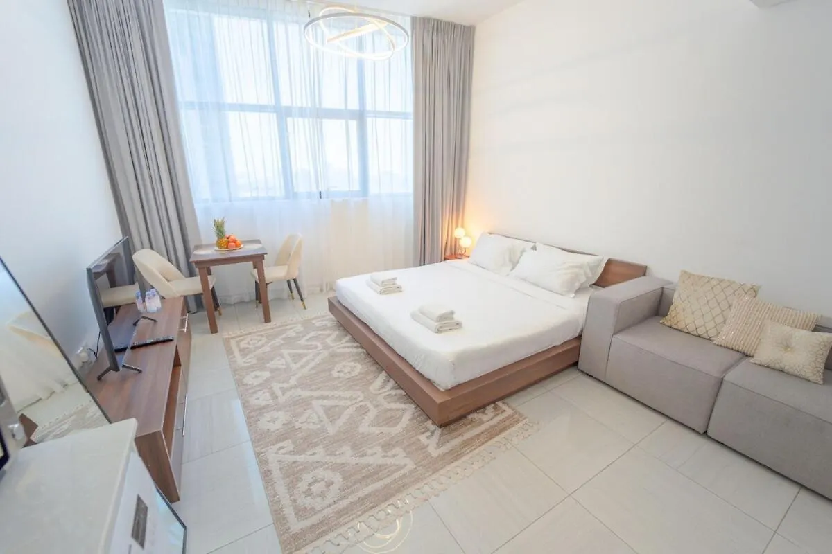 Aws Holiday Homes - Cozy Studio In Jvc Dubai