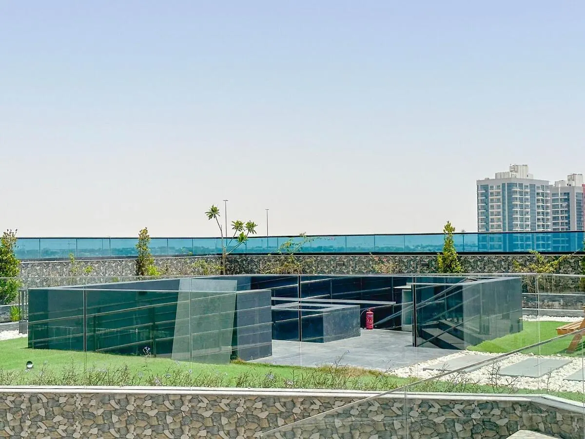 Aws Holiday Homes - Cozy Studio In Jvc Dubai United Arab Emirates