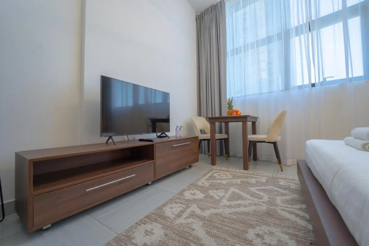 Aws Holiday Homes - Cozy Studio In Jvc Dubai Apartment